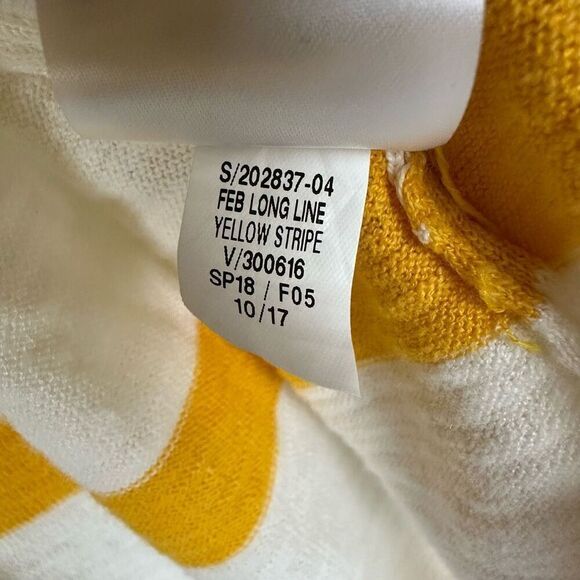 Old Navy Cream Mustard Stripe Cardigan size Medium - Picture 6 of 6